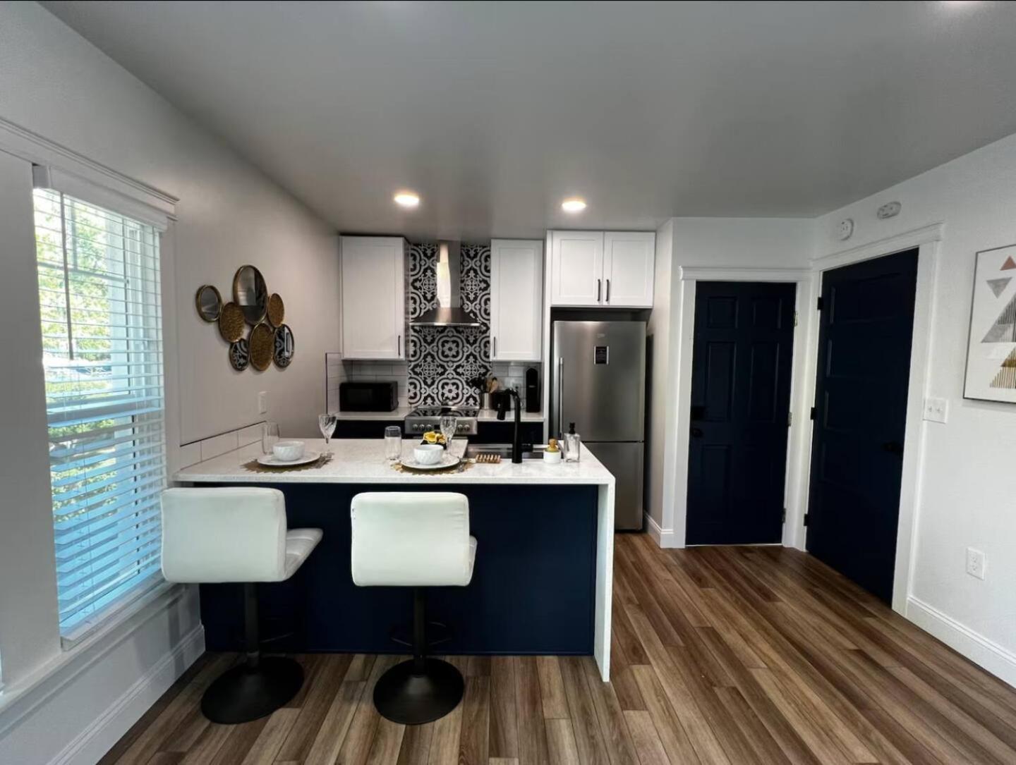 Apartment Amazing Location Just Min 2 Dntn Sacred Heart